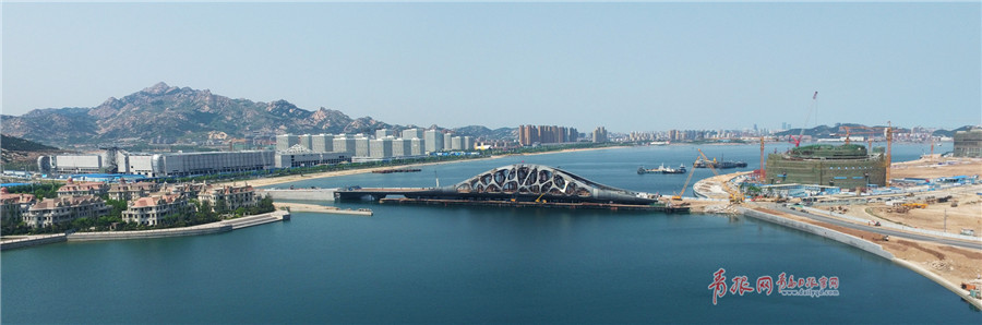 再探珊瑚贝连岛桥施工进展：7月底将竣工通车