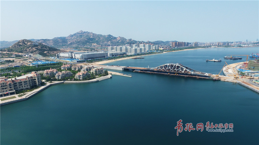 再探珊瑚贝连岛桥施工进展：7月底将竣工通车