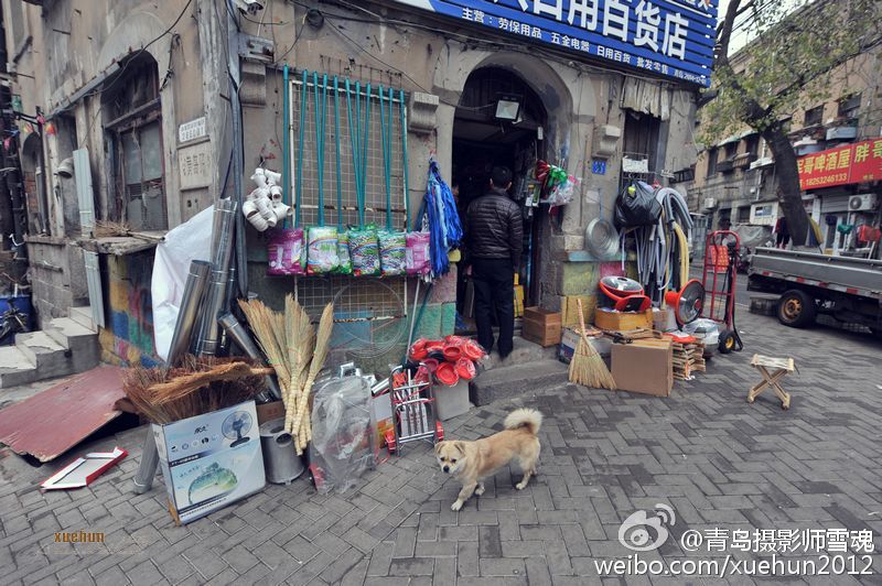 实拍“舌尖上的黄岛路”：青岛百年老街的岁月记忆