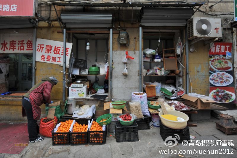 实拍“舌尖上的黄岛路”：青岛百年老街的岁月记忆