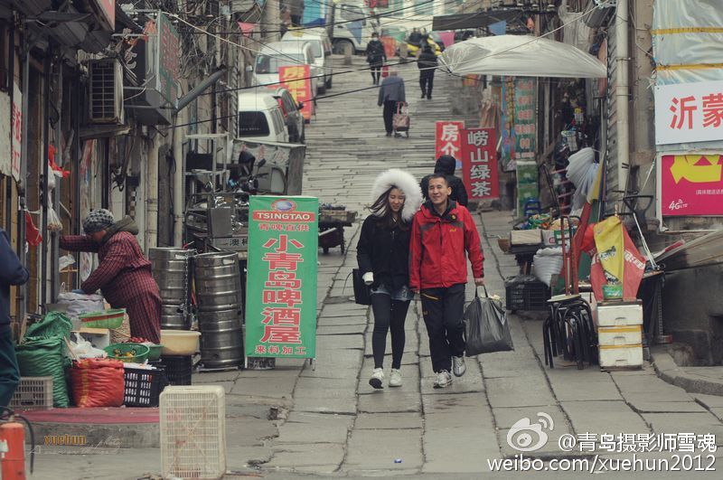 实拍“舌尖上的黄岛路”：青岛百年老街的岁月记忆