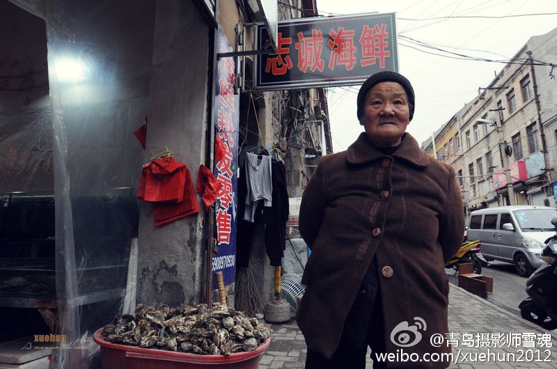 实拍“舌尖上的黄岛路”：青岛百年老街的岁月记忆