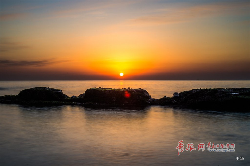 今天，晨曦中的青岛海滨美爆了！