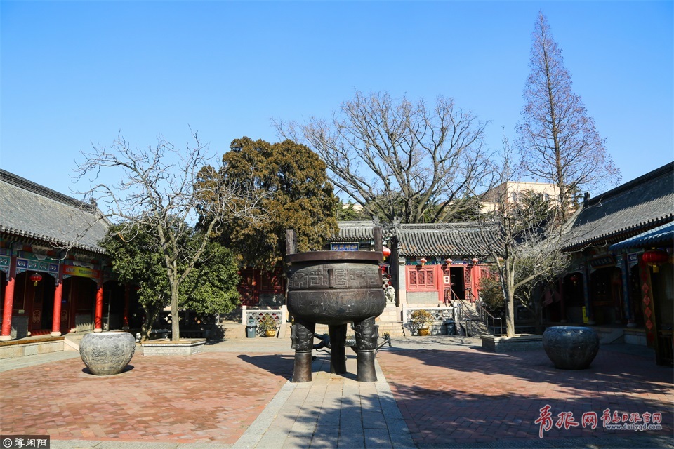 实拍青岛天后宫 历史悠久景色醉人