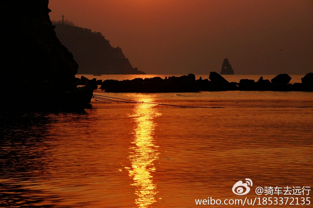 朝霞漫天伴鸥舞 初春石老人海上日出壮美奇幻 朝霞漫天伴鸥舞 初春石老人海上日出壮美奇幻