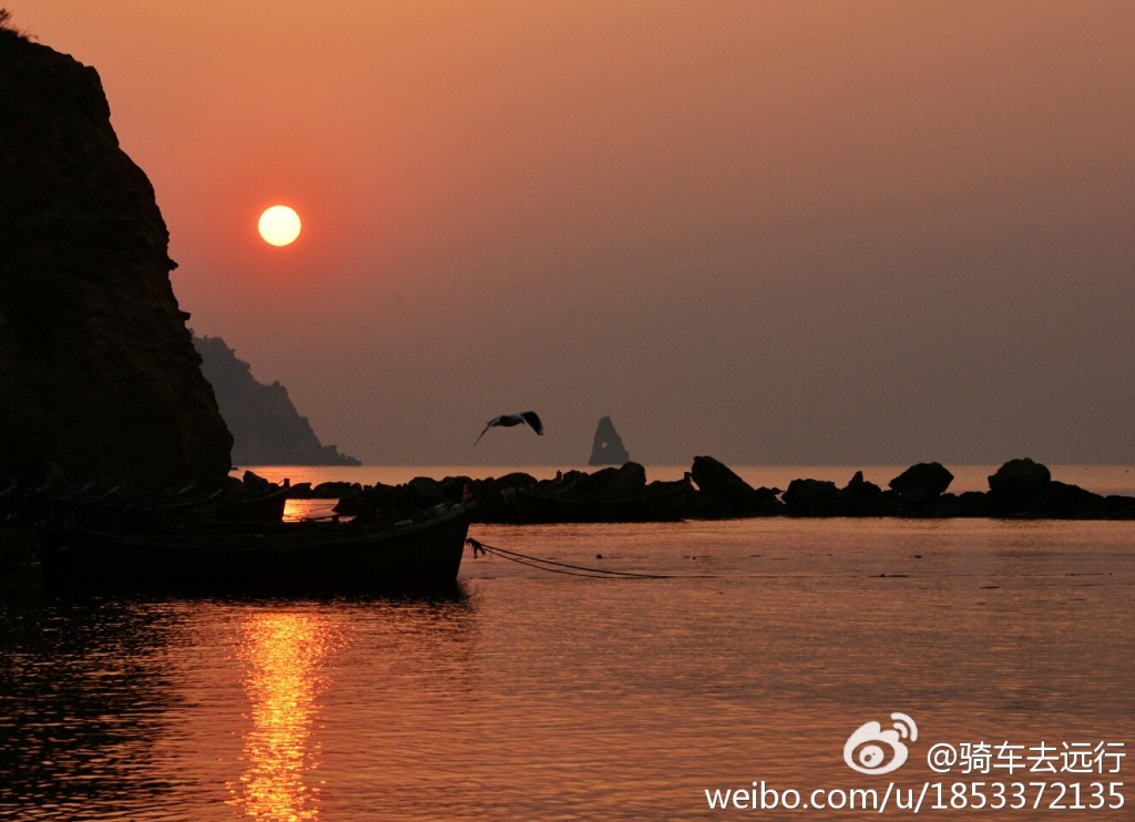 朝霞漫天伴鸥舞 初春石老人海上日出壮美奇幻 朝霞漫天伴鸥舞 初春石老人海上日出壮美奇幻