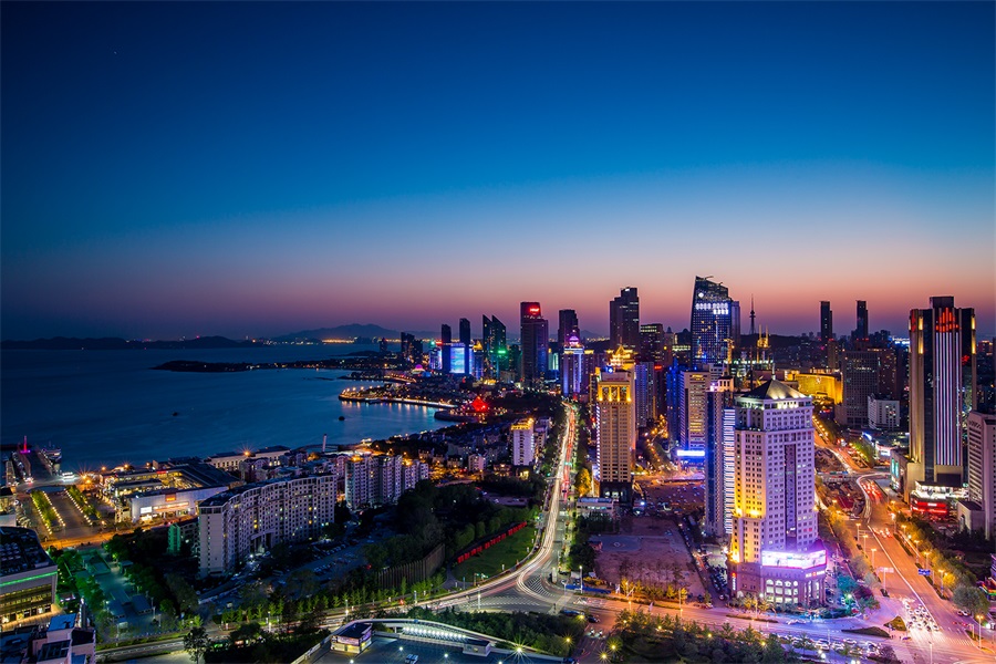 青岛绝美夜景大片来袭 灯火璀璨美轮美奂