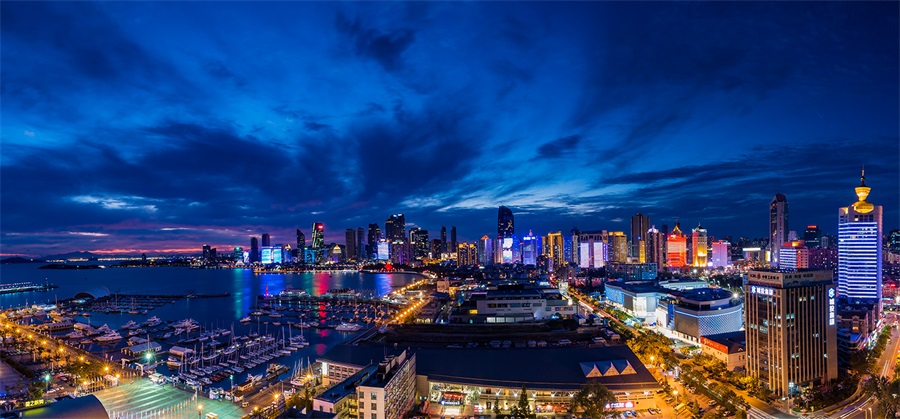 青岛绝美夜景大片来袭 灯火璀璨美轮美奂