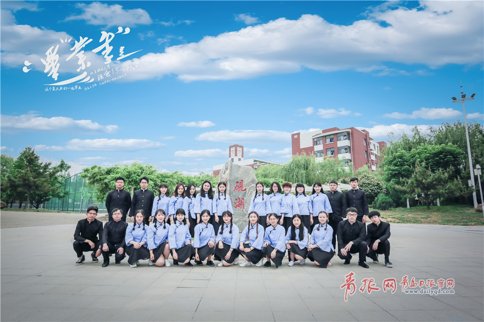 画风萌爆了！青岛高校大学生航拍创意毕业照