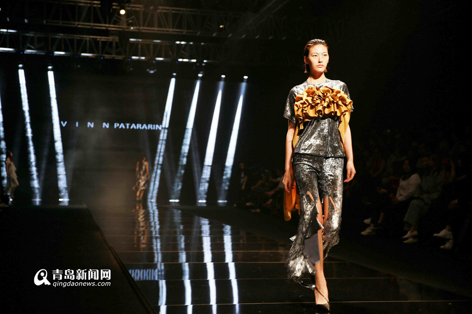 满屏都是大长腿 青岛国际时装周完美收官
