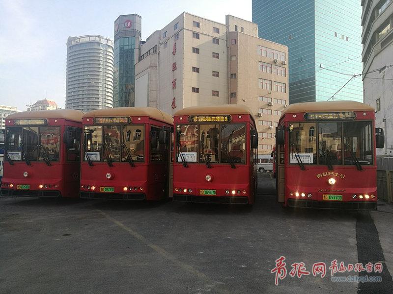 复古“叮当车”首现青岛街头 造型仿古如穿越（图）