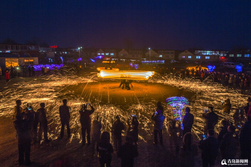 每年正月十五、十六当地都会连演两场