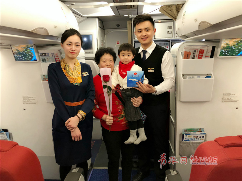 青岛航空：“三八妇女节”伴您一路美丽同行