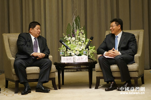 青岛副市长孙立杰会见全国台联会会长王屏生 青岛副市长孙立杰会见全国台联会会长王屏生